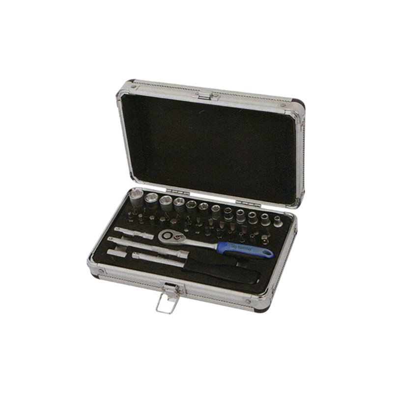 TCA-035A-243 Aluminum Case with Socket set